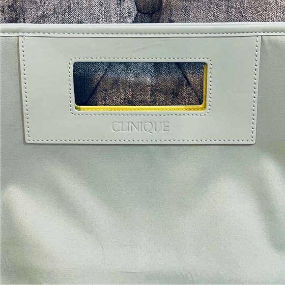 Clinique Light Green Tote Bag - Picture 6 of 7